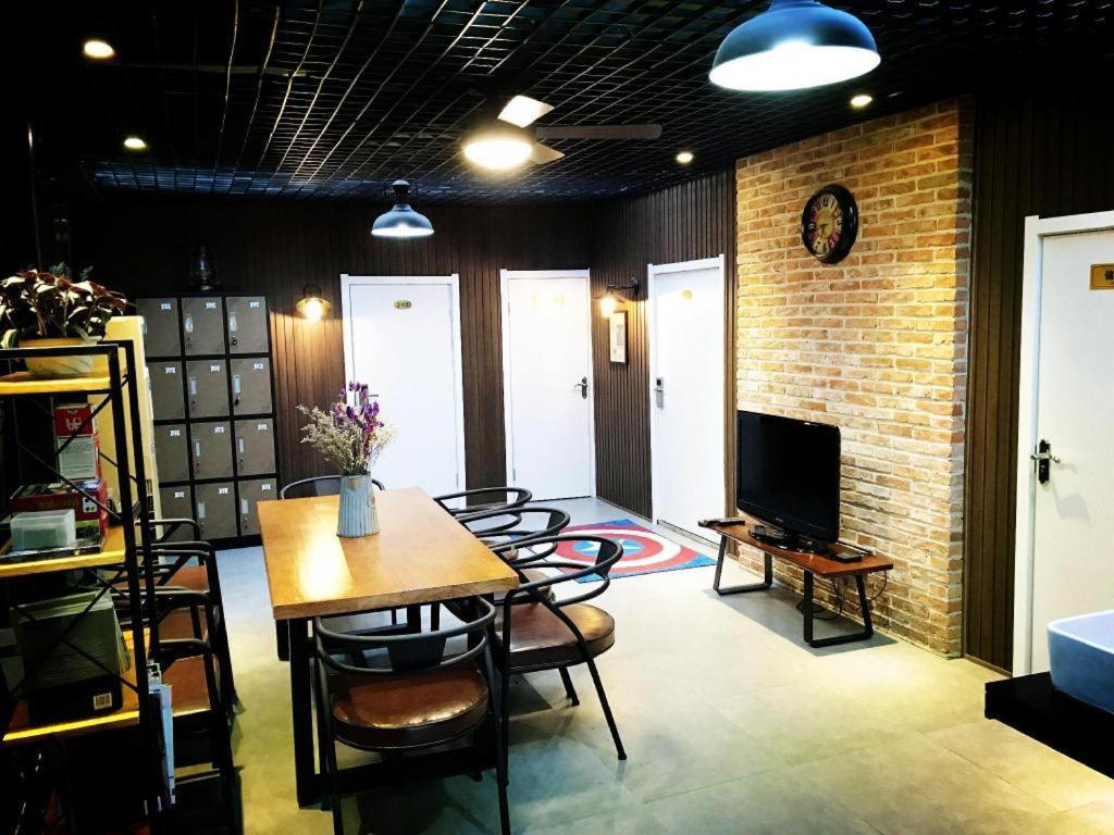Lantian Garden Hostel Κινκντάο Εξωτερικό φωτογραφία